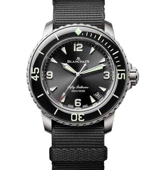 BLANCPAIN Fifty Fathoms Automatique Replica Watch 5010-12B30-NABA